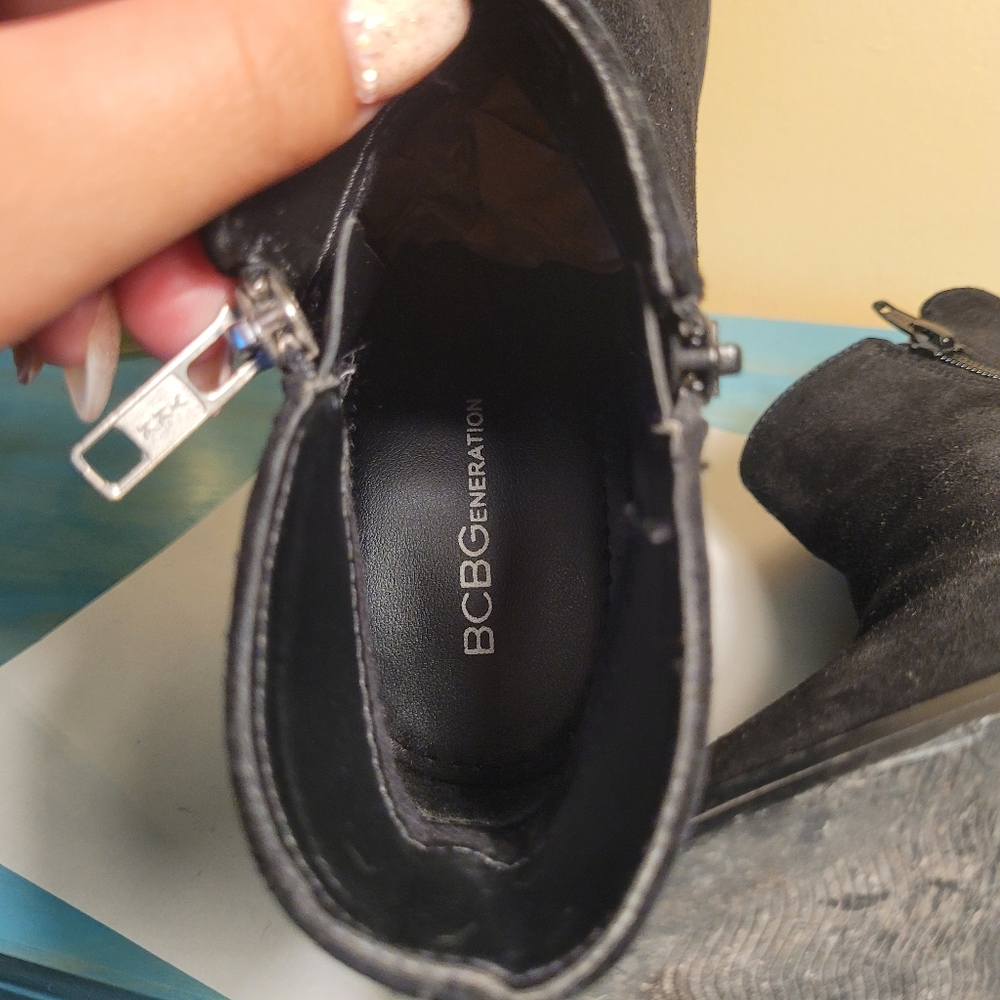 BCBGeneration Laura bootie - Picture 4 of 5